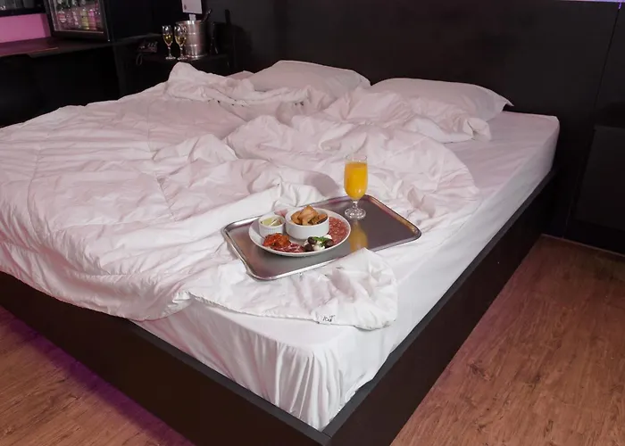 Tout (Adults Only)Hotel Campinas